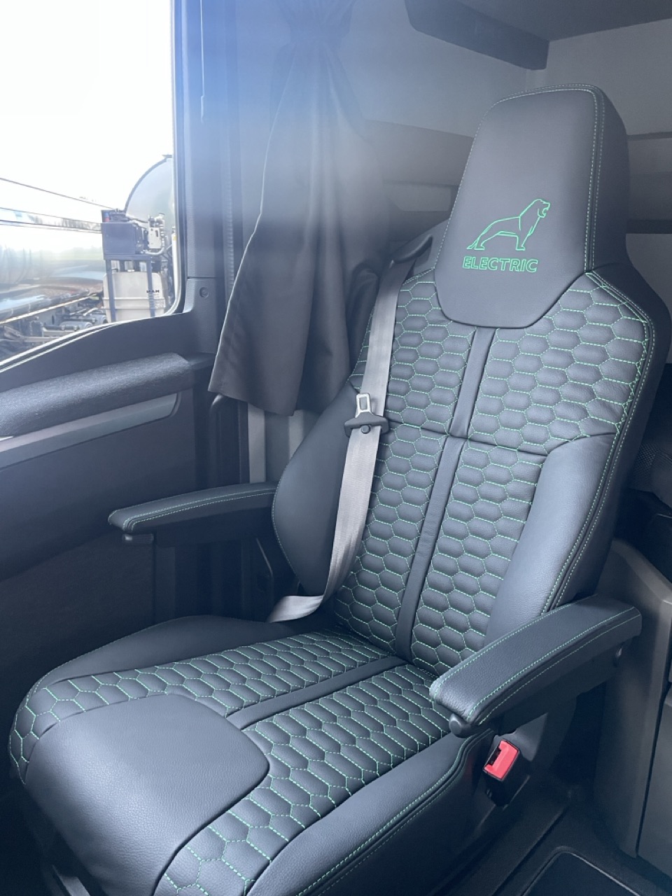 placeholder image-sq