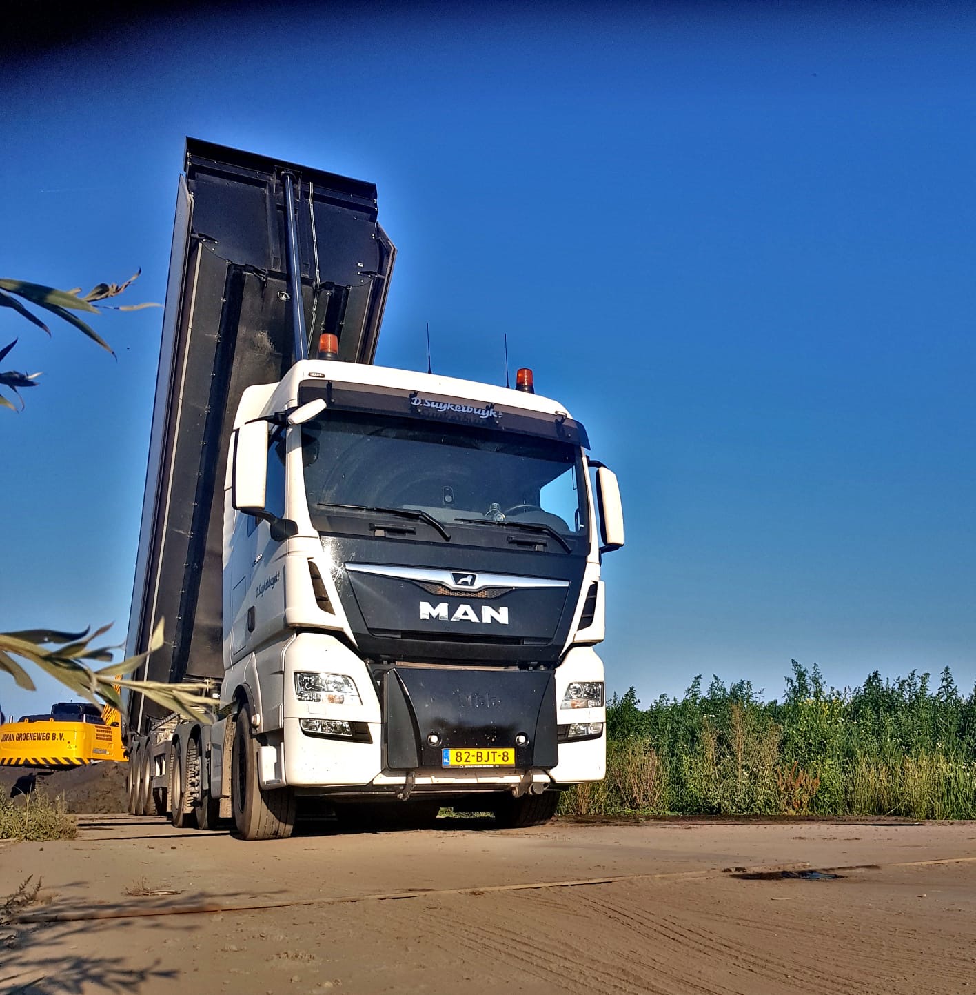 placeholder image-sq